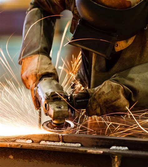 metal fabrication swindon|r&p welding swindon.